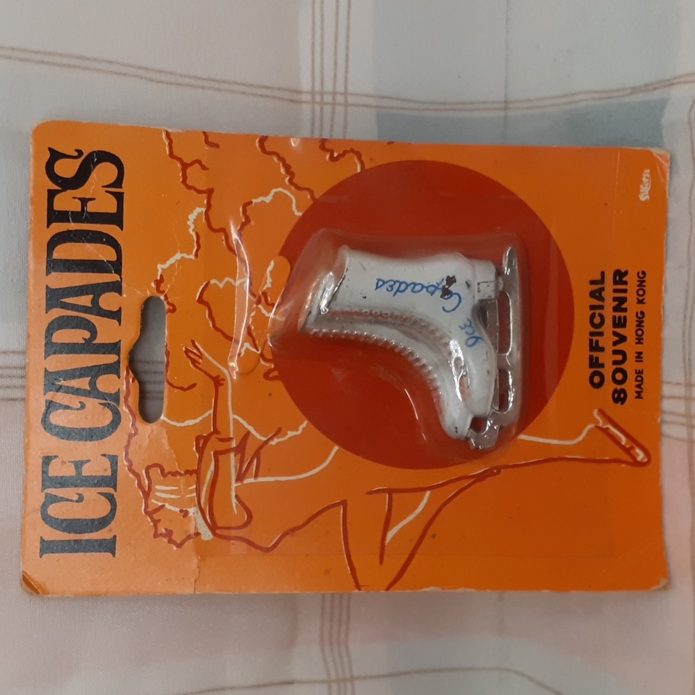 Vintage Ice Capades Skates Souvenir Pin